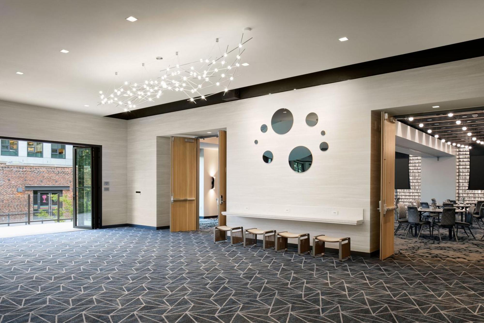 Astra Hotel, Seattle, A Tribute Portfolio Hotel By Marriott - No Resort Fees Exterior foto